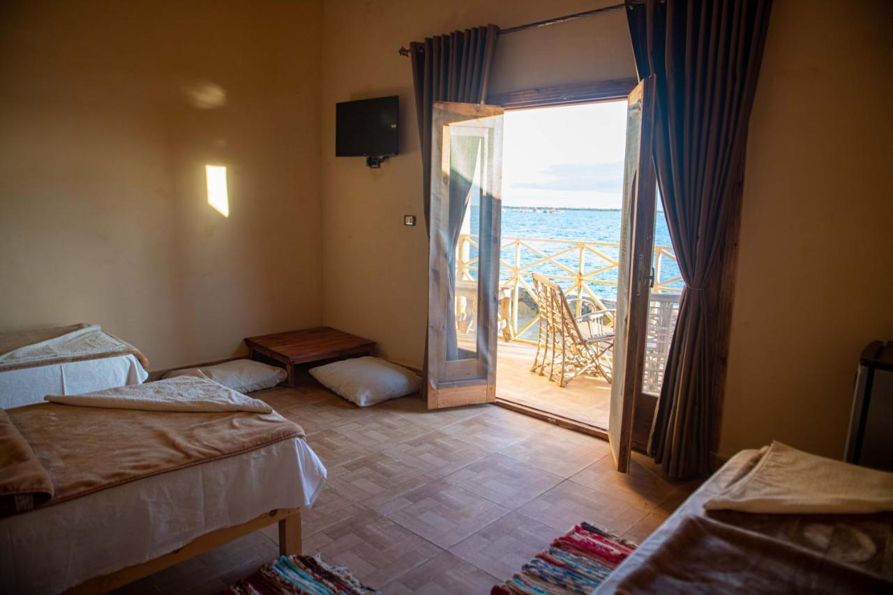 Taghaghien Island Resort Szíva-oázis Kültér fotó